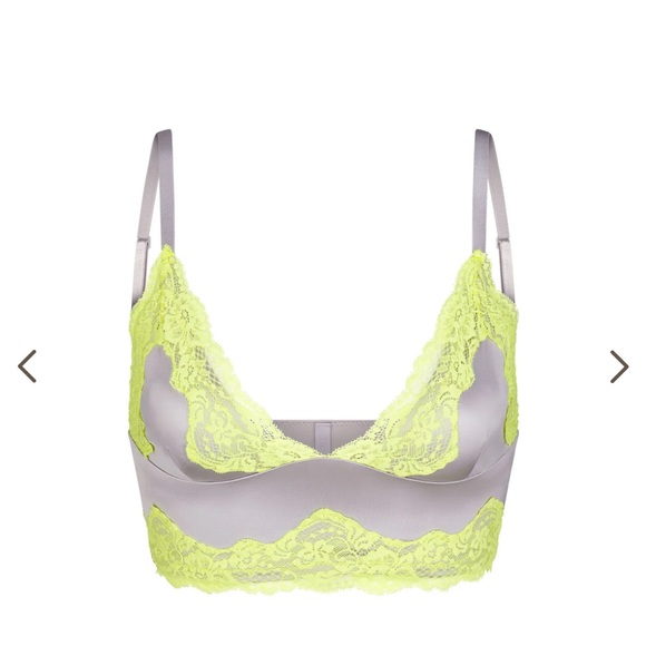 LACE SWIM CAMI TOP + TIE BIKINI BOTTOM - Picture 3 of 13